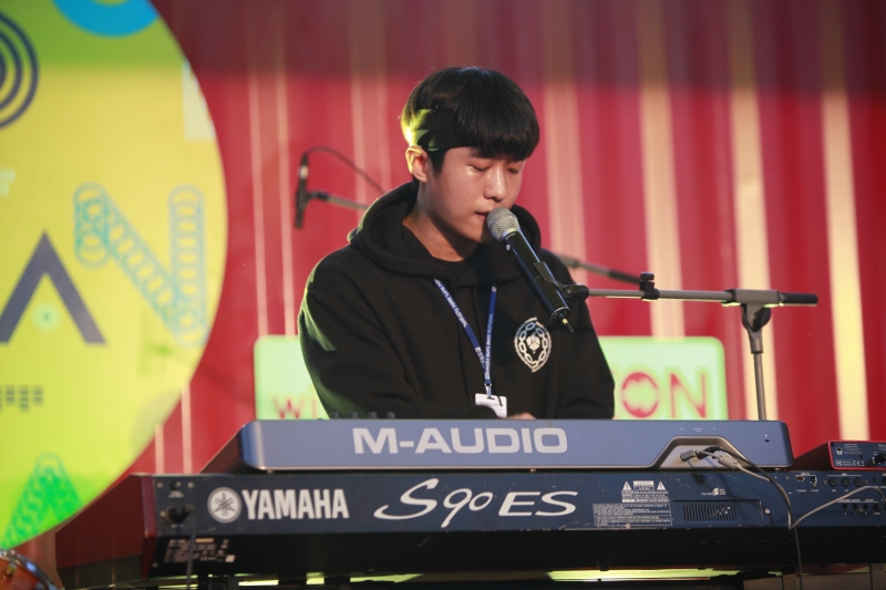 레드콘2기_주로_10.3.(수) 18:00 레드콘스테이지